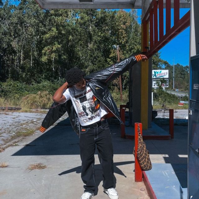 VERVE fit-off 🪩✨

sign-up with the link in our bio for a chance to win $250

may the best dressed win 👀

final submissions due 1/28