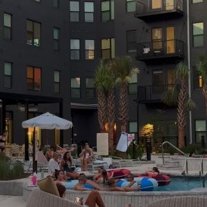 fun in the sun? or night under the stars?

from our epic pool party to movie nights under the stars on the jumbotron, we’ve loved celebrating welcome back week with all of you. did you prefer our daytime or nighttime events this week, and which ones did you make it out to? let us know in the comments! 👇

tomorrow is your last chance to join the fun as we close out the week with our final two welcome back week events:

🧘‍♀️ matcha & movement at 9:30am

🍜 street food night market from 4:00 - 8:00pm

we hope to see you there!

#universityofsouthcarolina #welcomeback #residentlife #communityvibes #apartmentliving